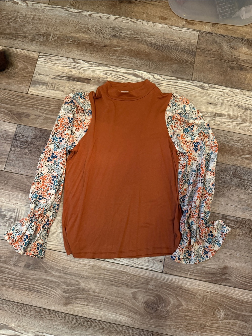 Women's Rust Mock Neck Top with Floral Puff Sleeves - Casual Chic